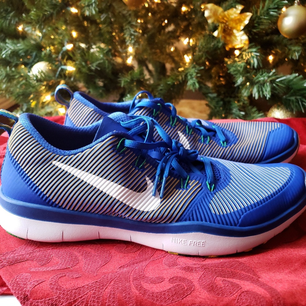 Nike Men's Brazil ColorsRunning Sneakers